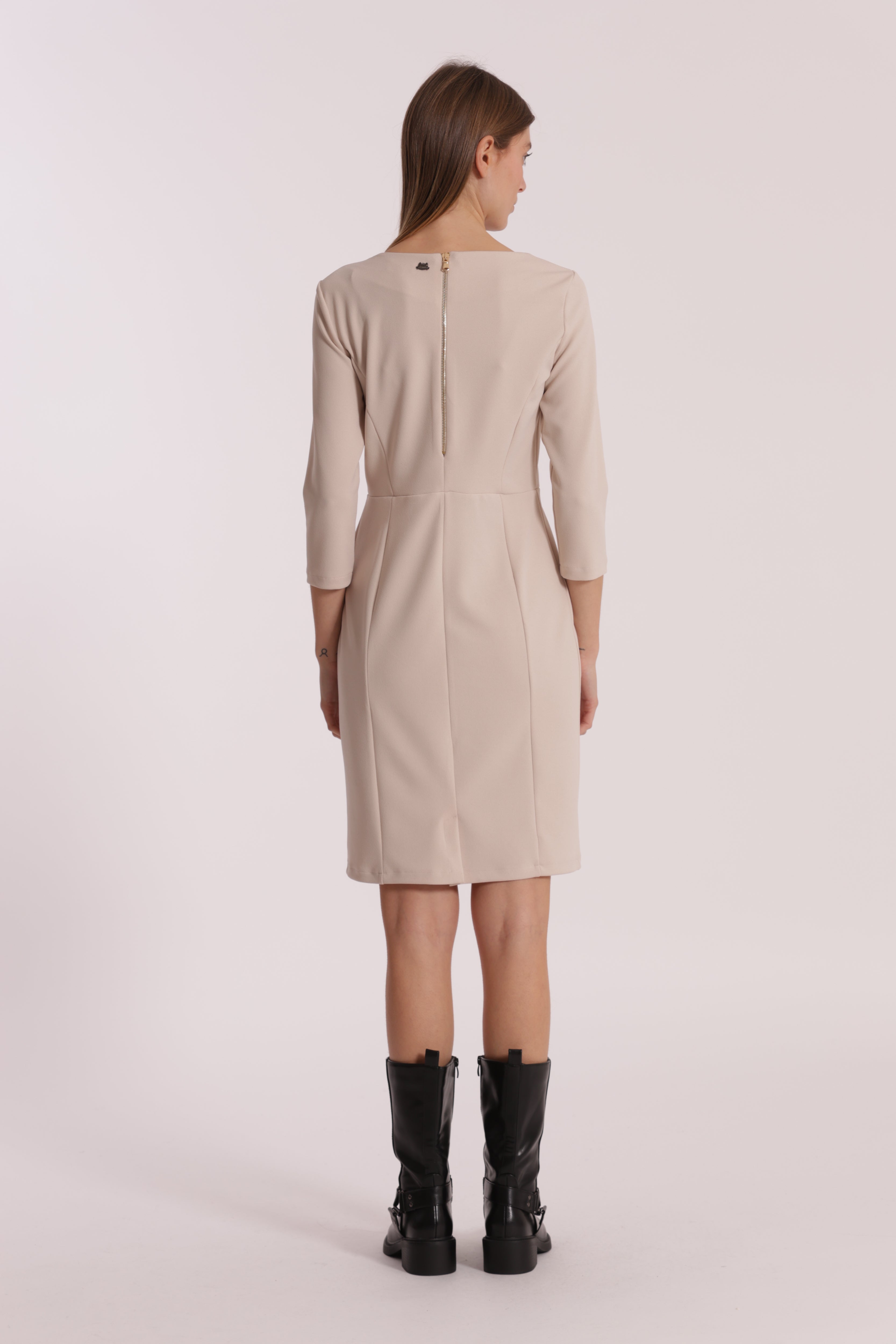 Mimi Mua Abito Corto in Crepe Cut Out Nero