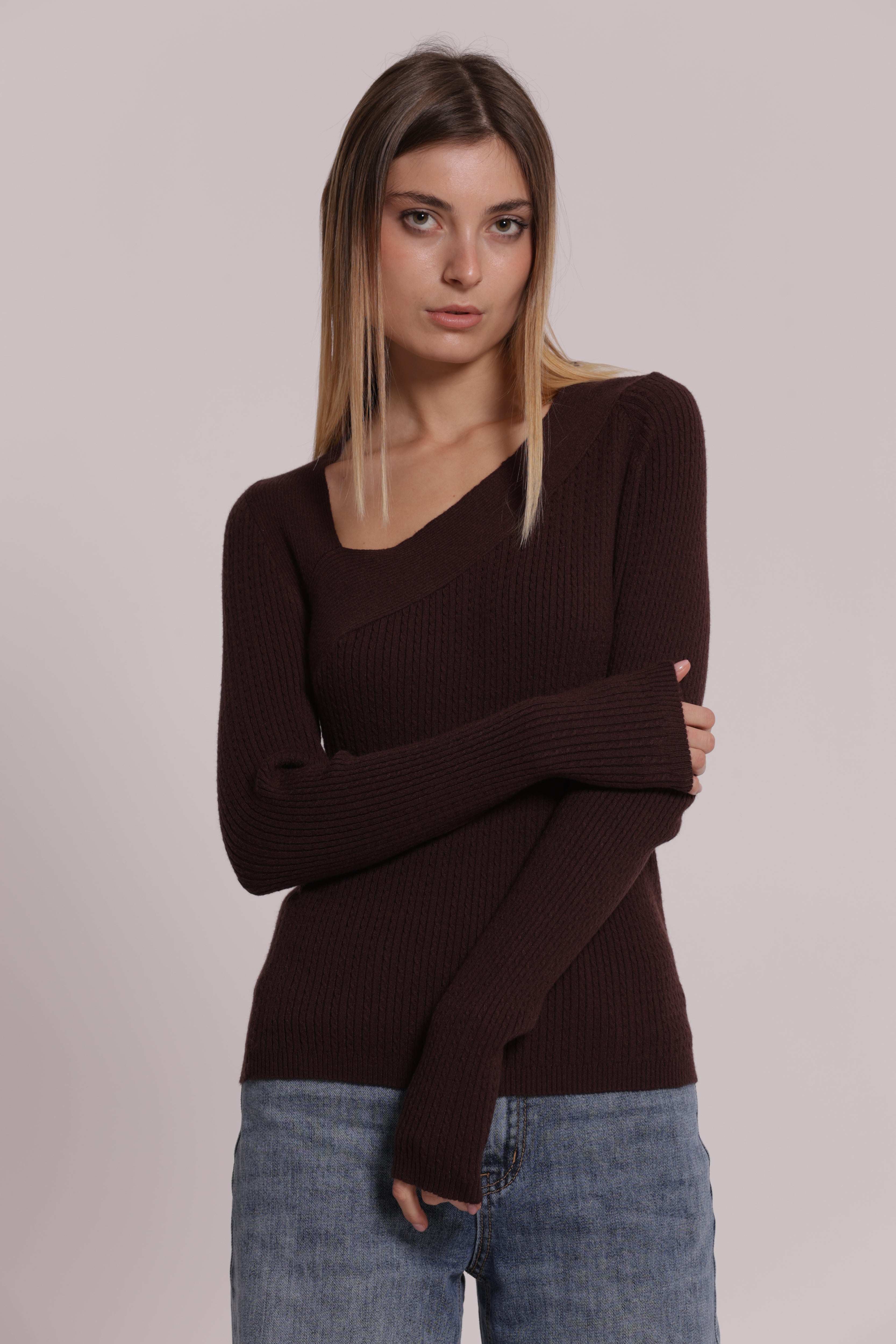 Mimi Mua Maglia Cut Out Nera Viscosa