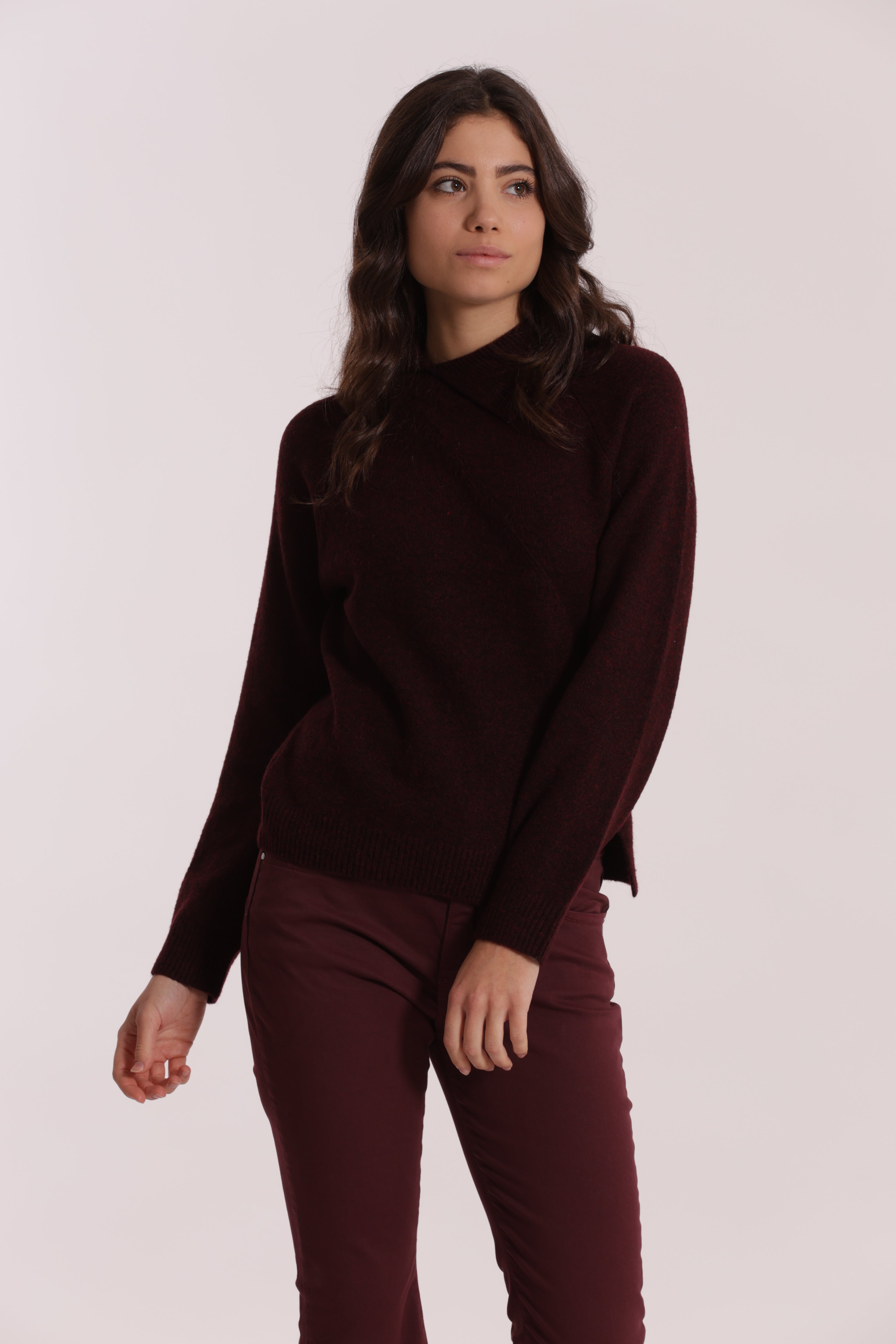Mimi Mua collo piegato dolcevita maglia panna calda