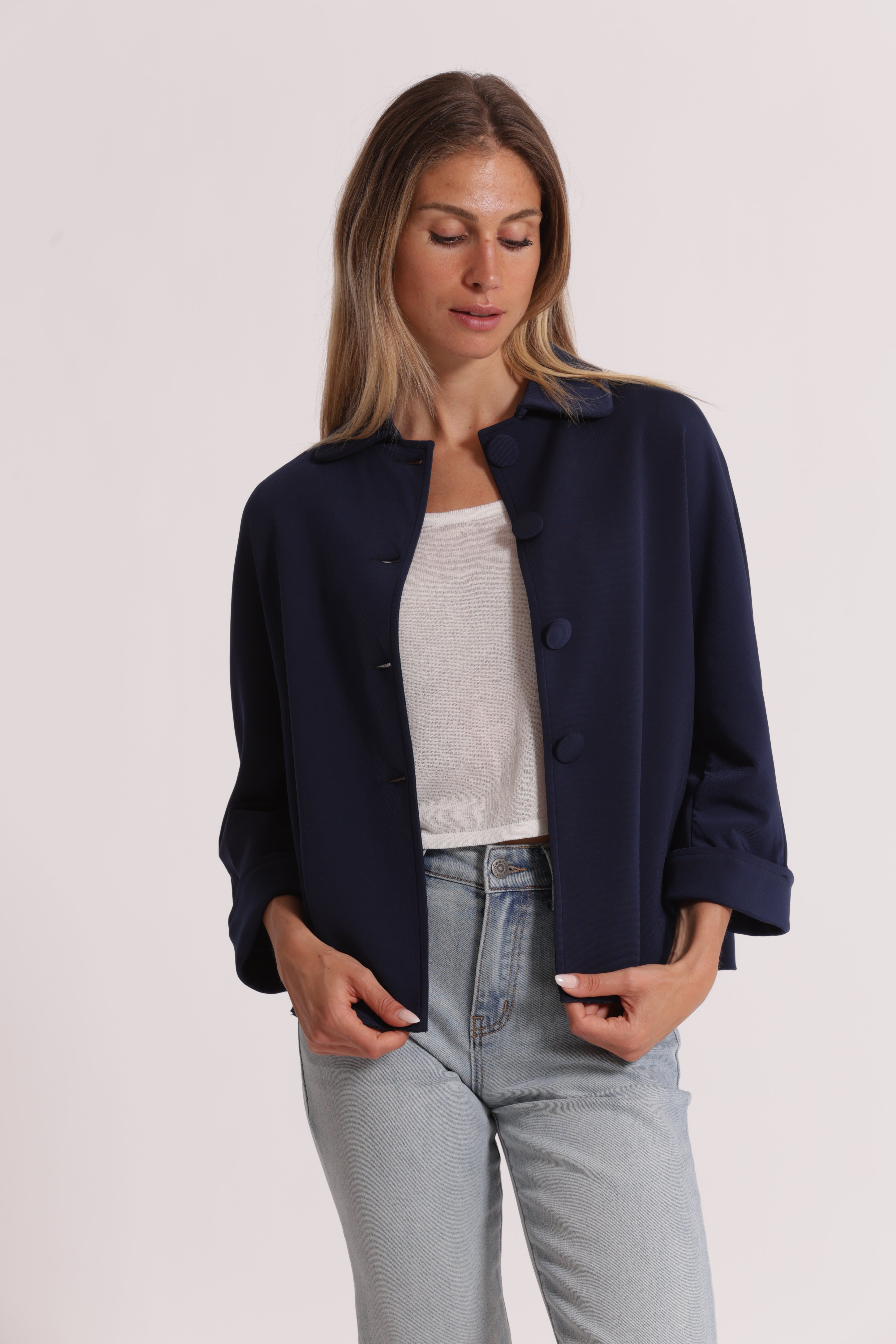Mimi Mua Neoprene Bottoni giacca blu strutturata