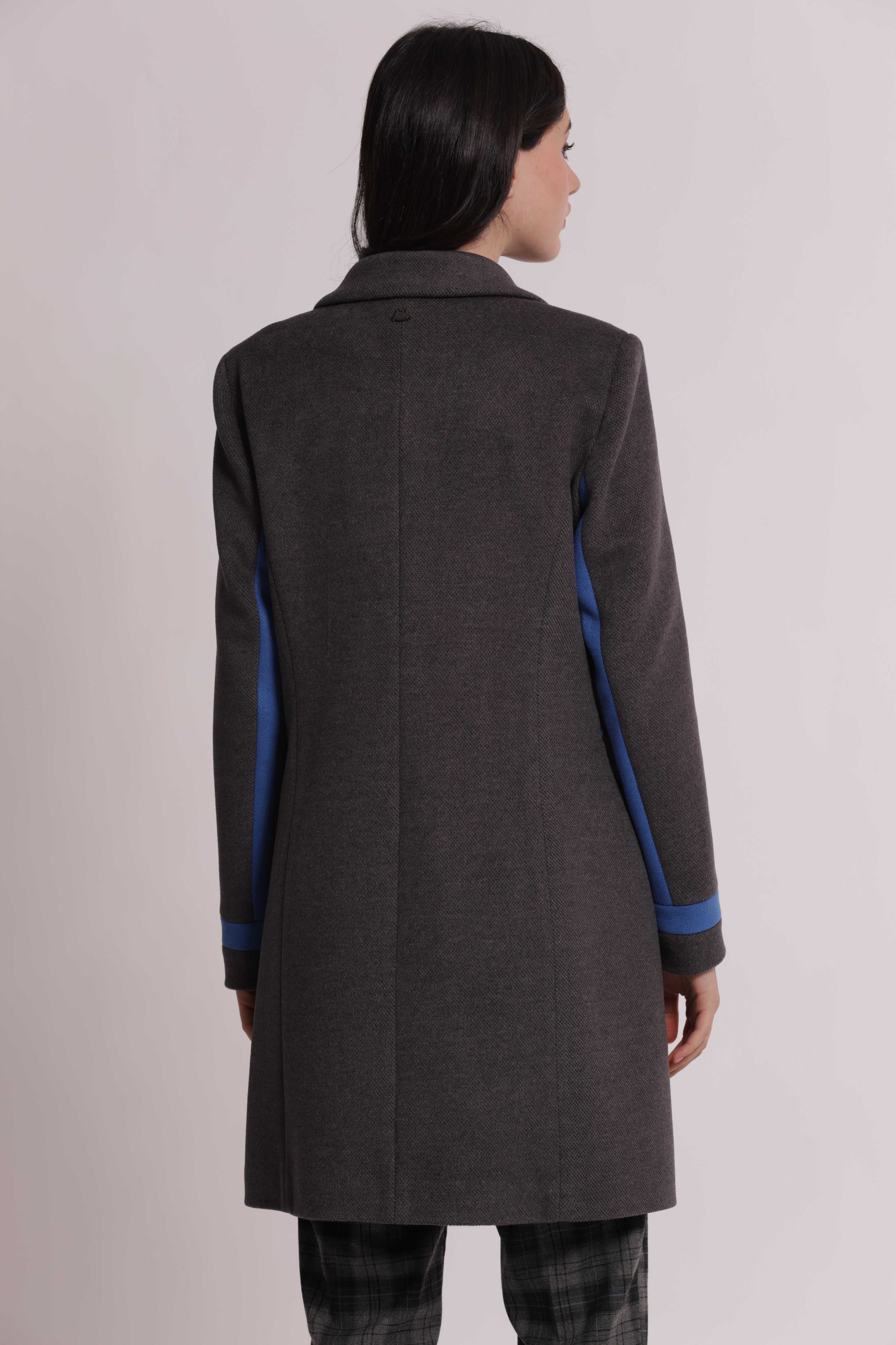 Mimi Mua Cappotto Baronetto Bicolor nero panna