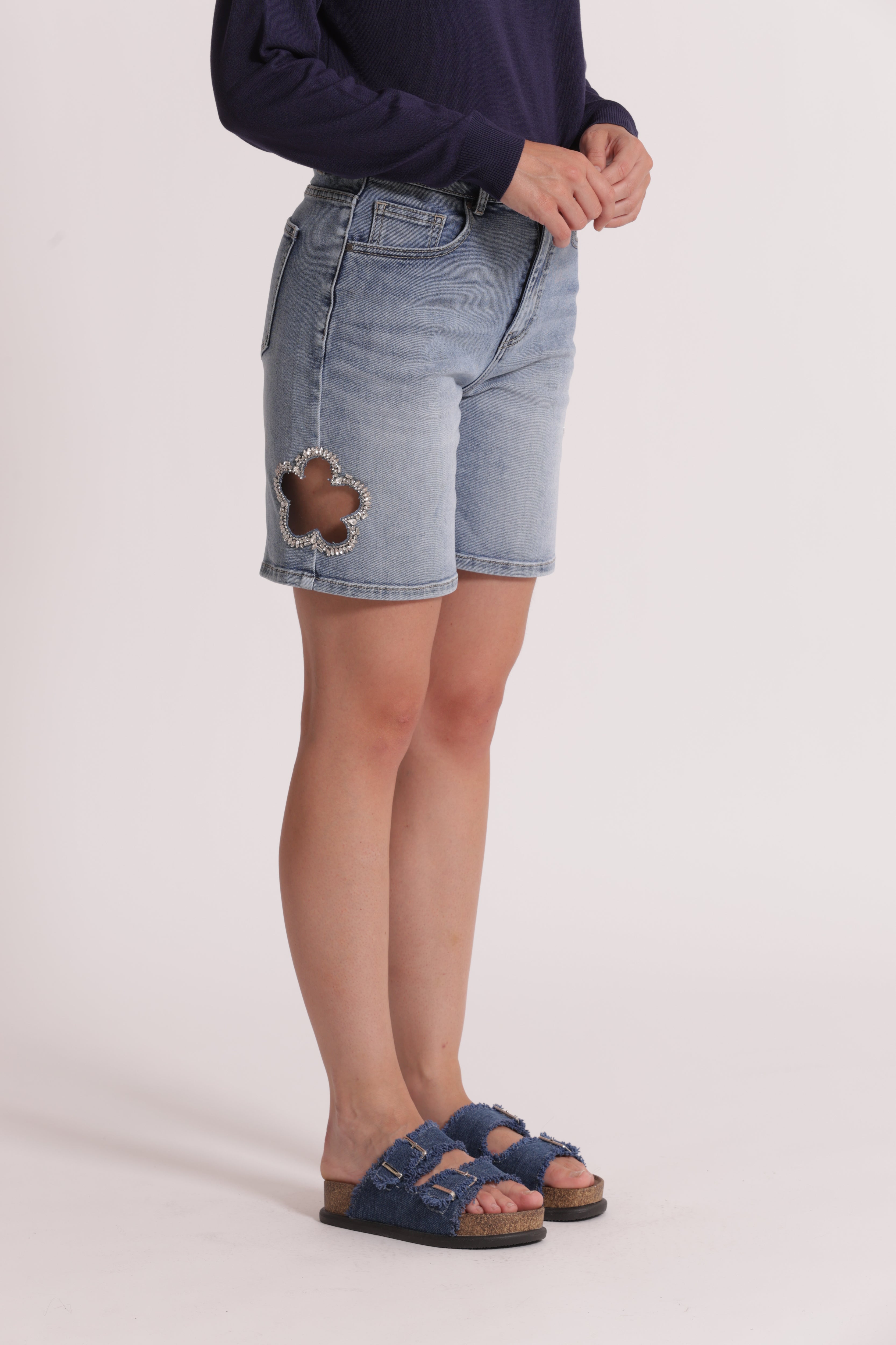 Mimi Mua Bermuda Cut Out Gioiello Pantaloni Blu Medio Cotone