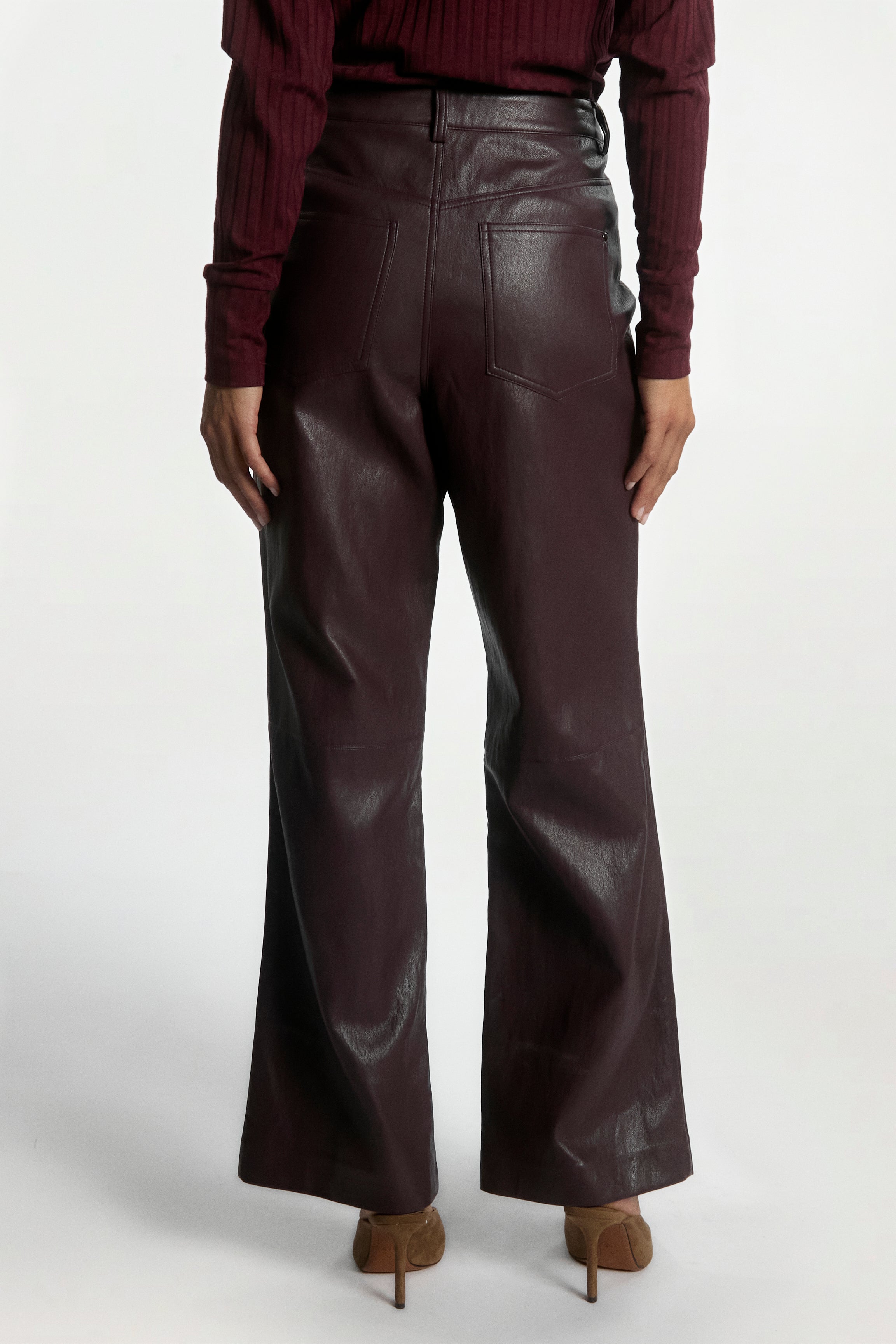 Aaiko Rianne Pantaloni bordeaux effetto pelle dritti