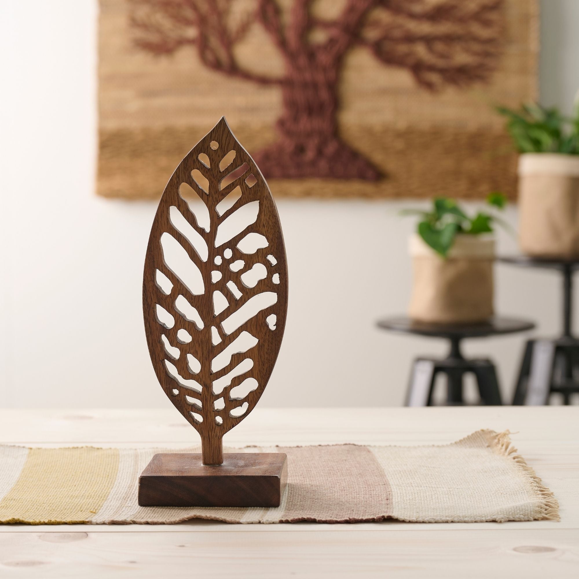 On Earth Cooperative Collection Leaf decorazione legno naturale