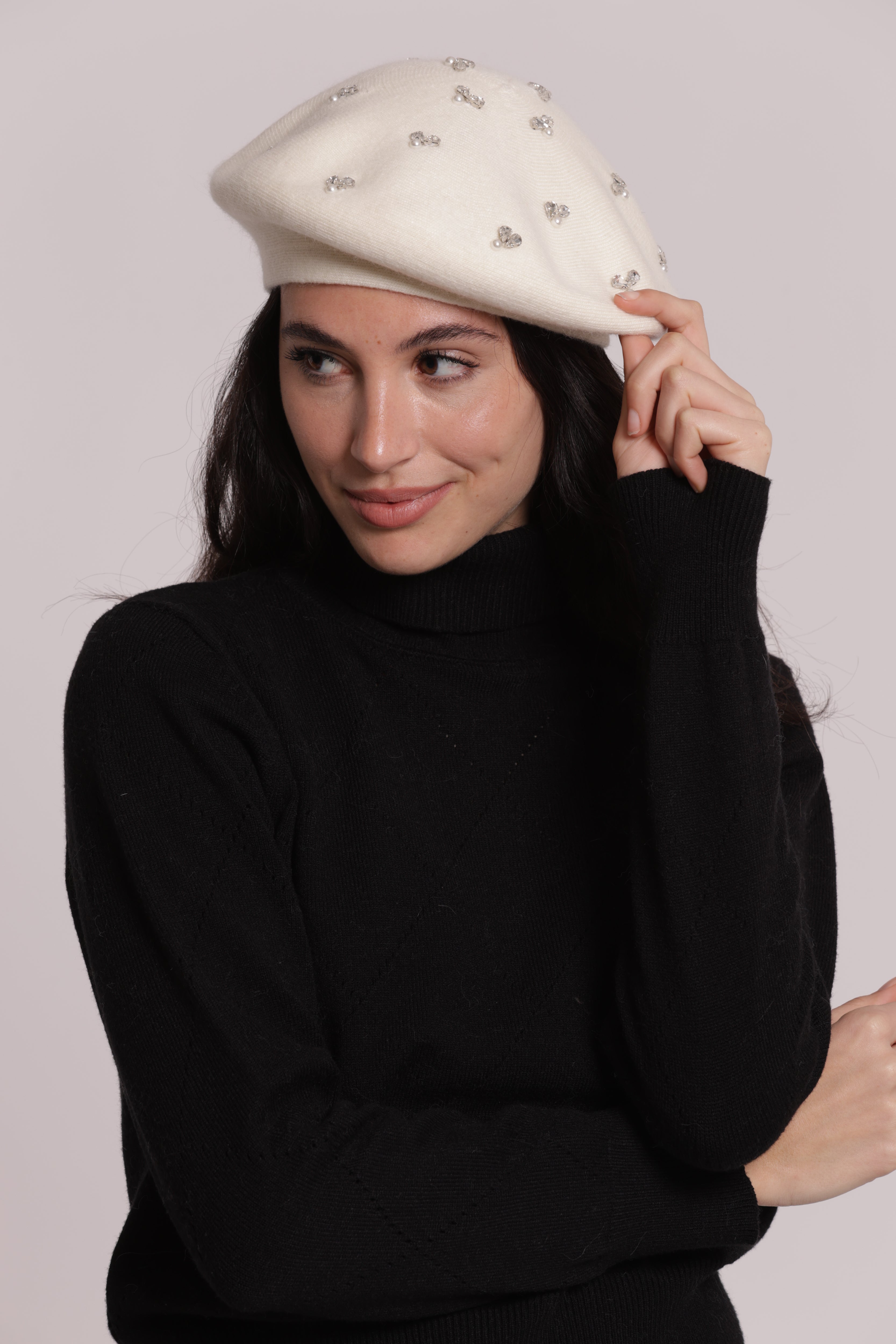 Mimi Mua Basco con Perle e Strass Nero Elegante