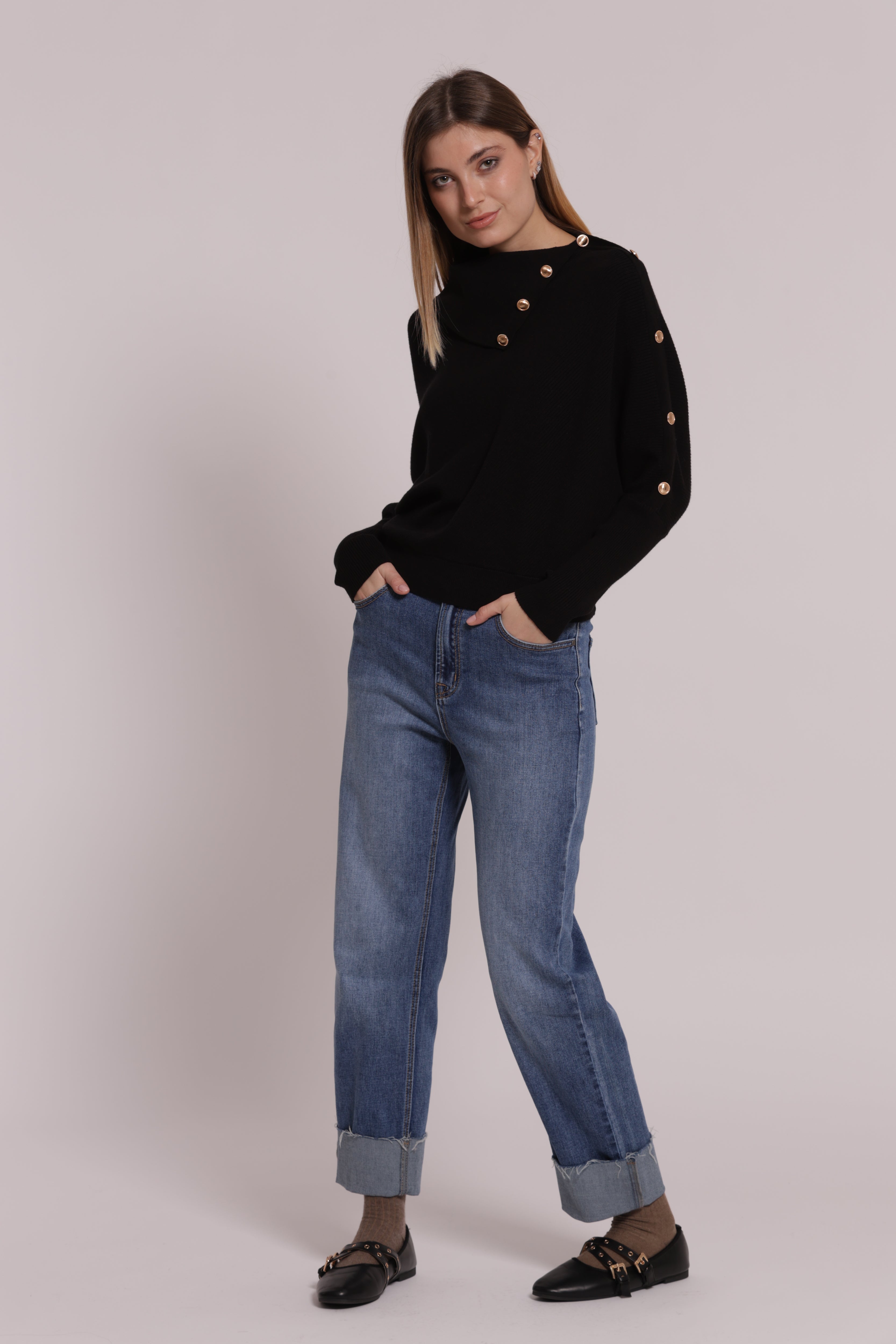 Mimi Mua Maglia Collo Alto Maglione Nero Bottoni