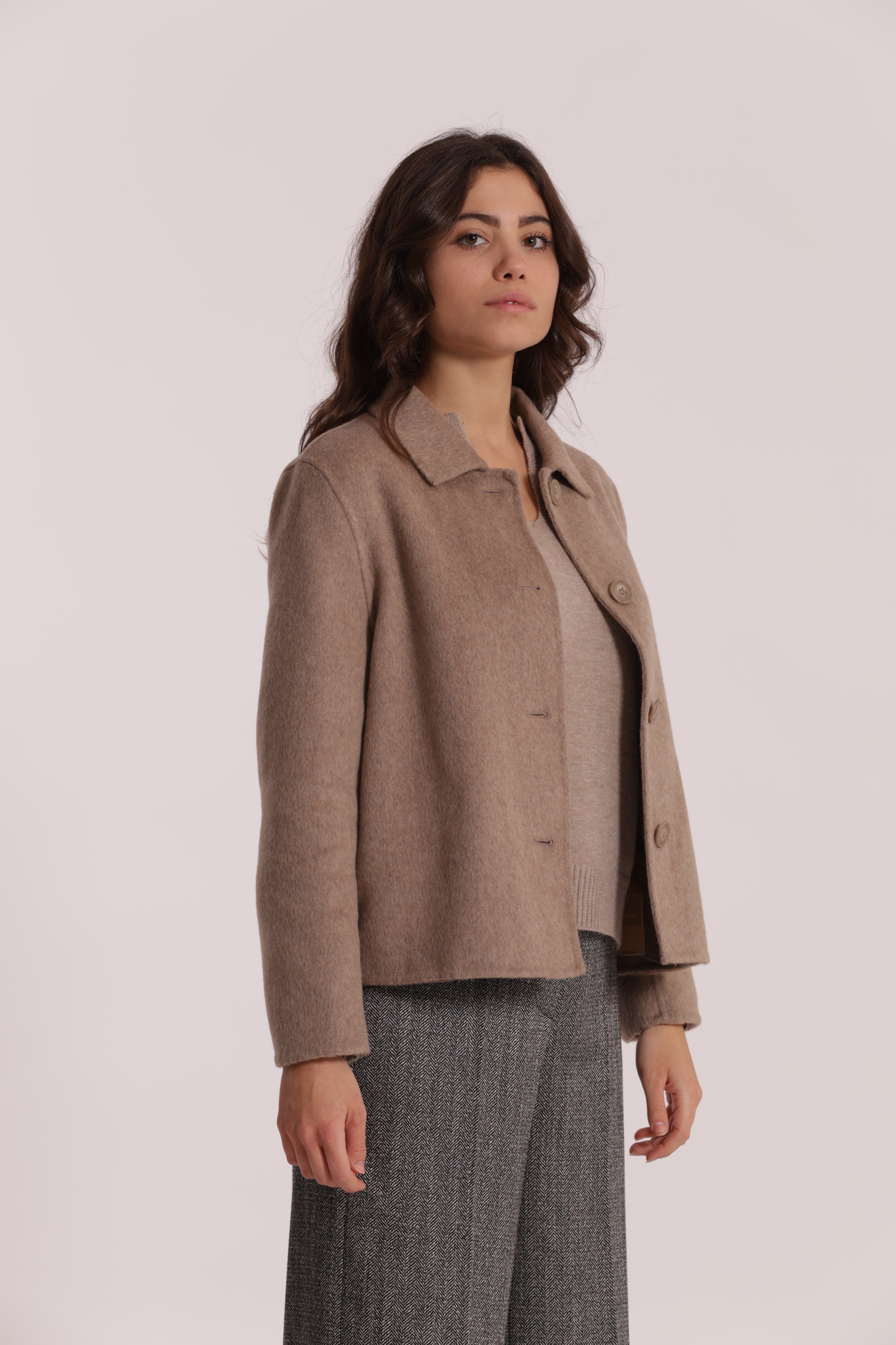 Mimi Mua Giacca cappotto corto nero lana