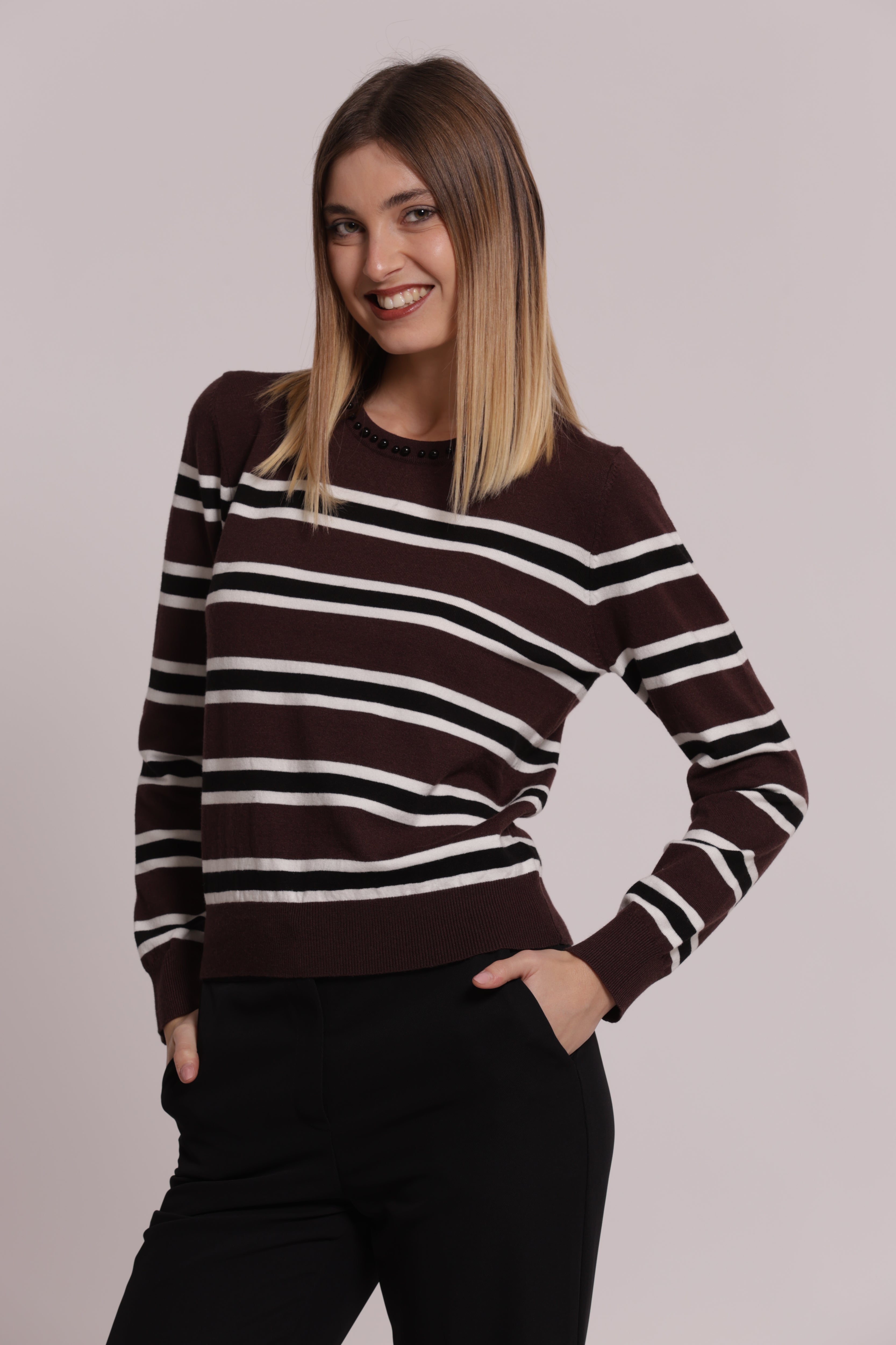 Mimi Mua Maglia a Righe con Perle moro