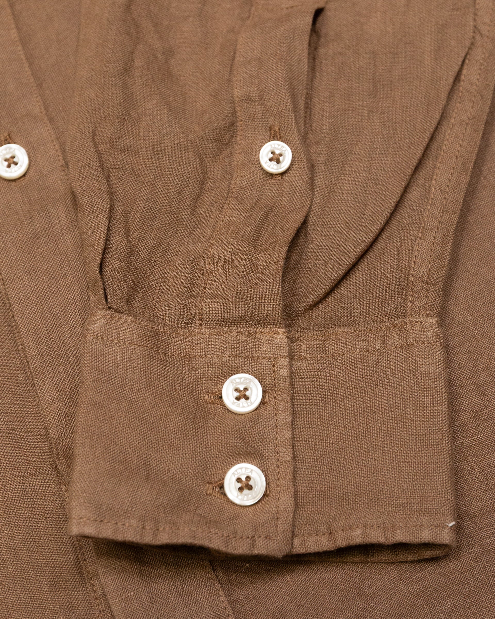 Altea Dallas camicia cammello lino over