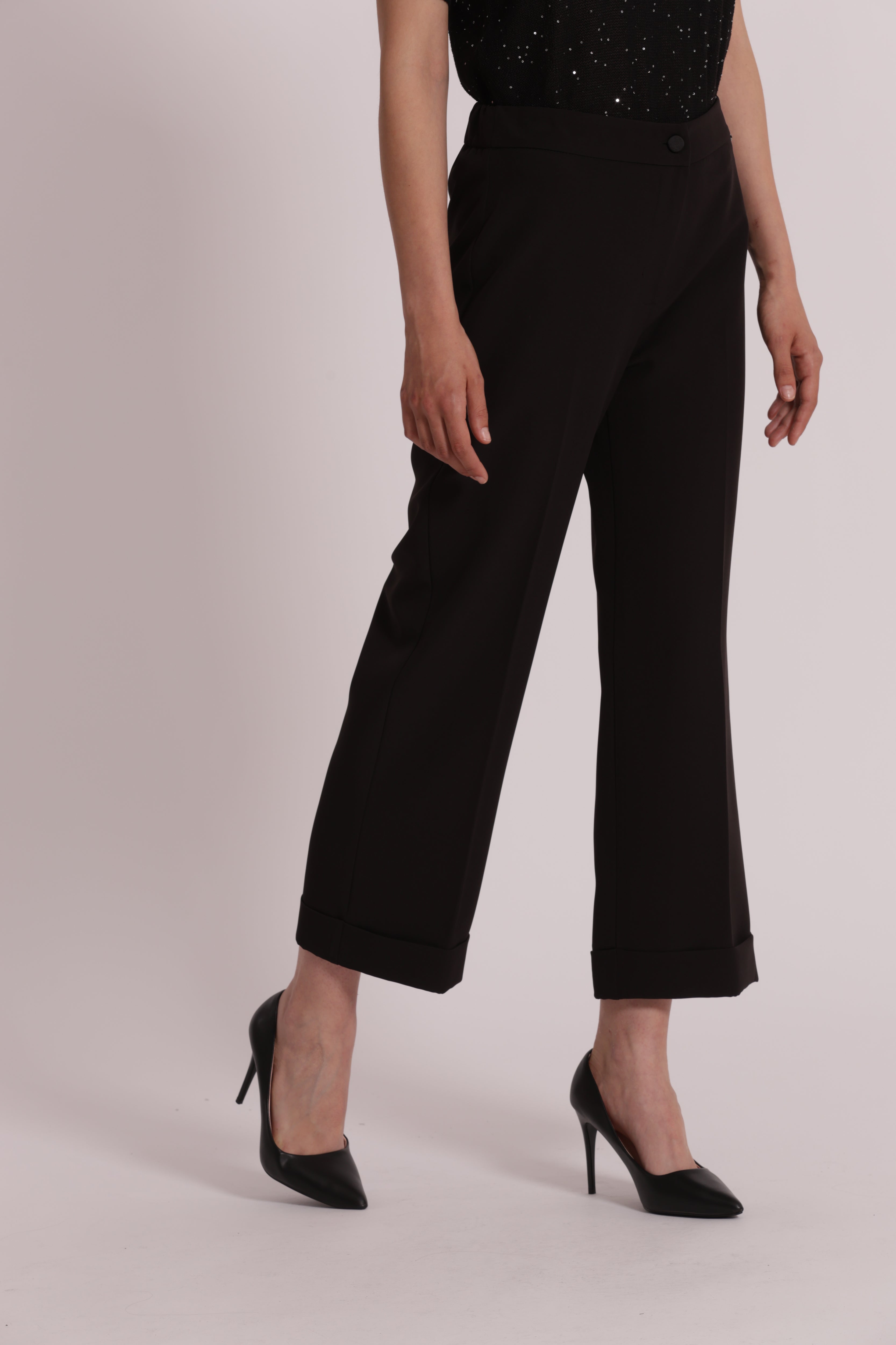 Mimi Mua pantaloni con risvolto neri elasticizzati