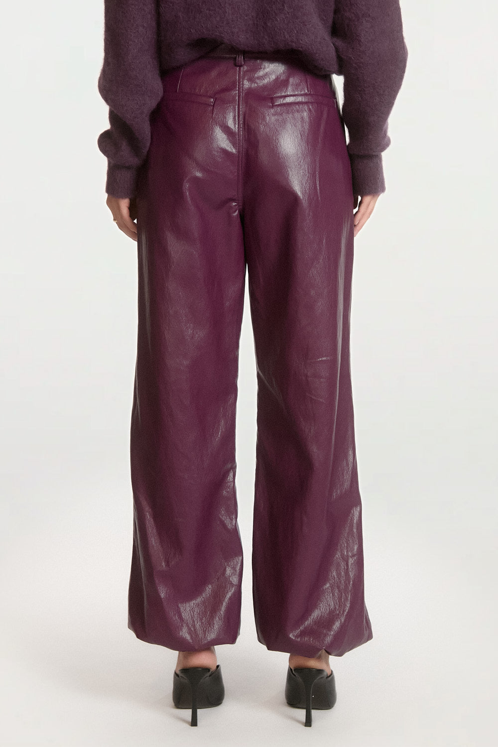 Aaiko Jet pantaloni prugna ecopelle gamba larga