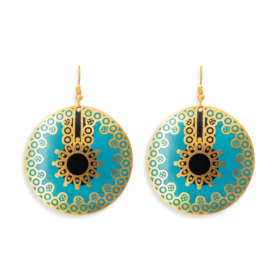 On Earth Cooperative Collection Masala orecchini azzurro 5,5 cm