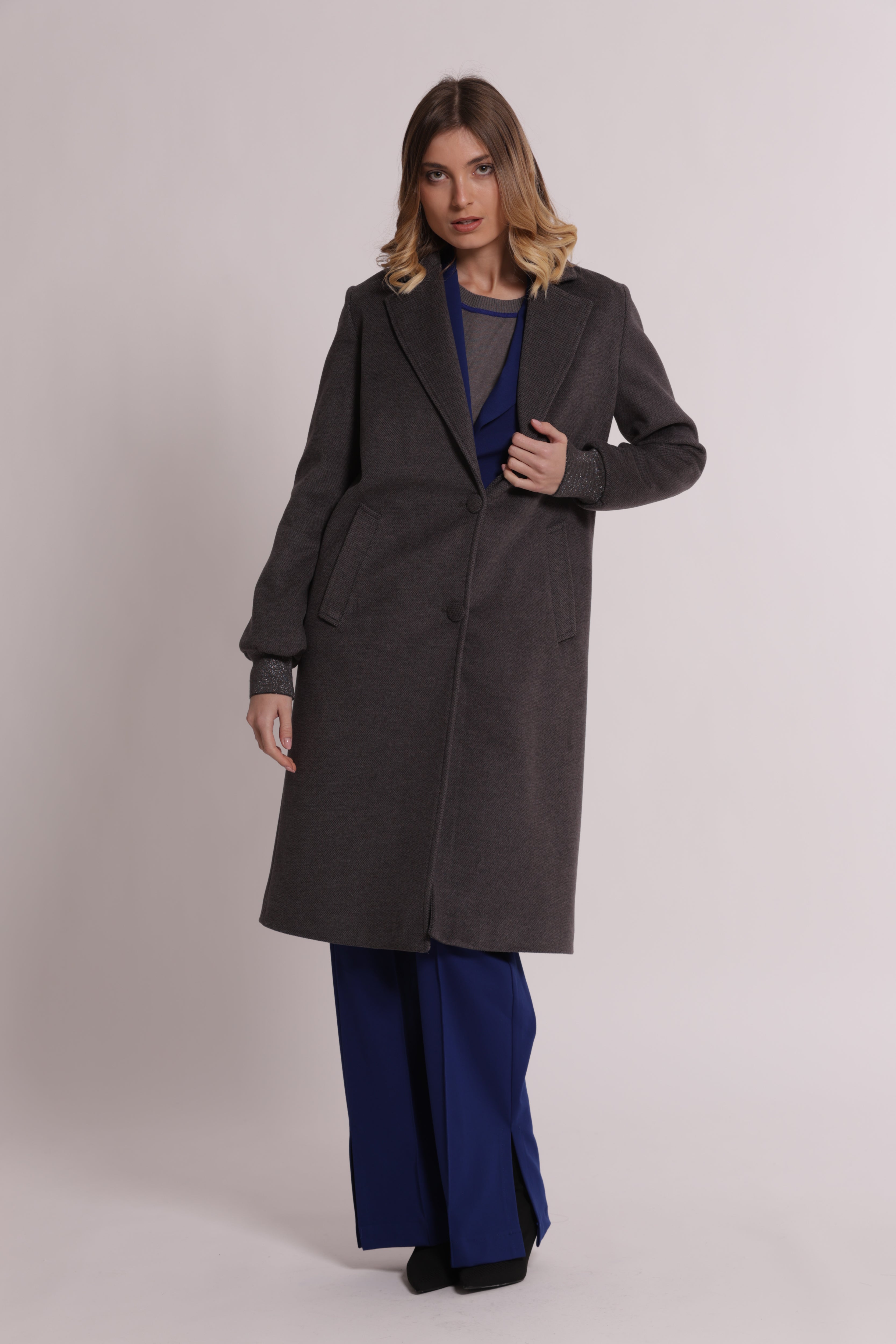 Mimi Mua Cappotto Lungo con Polsini Nero Caldo