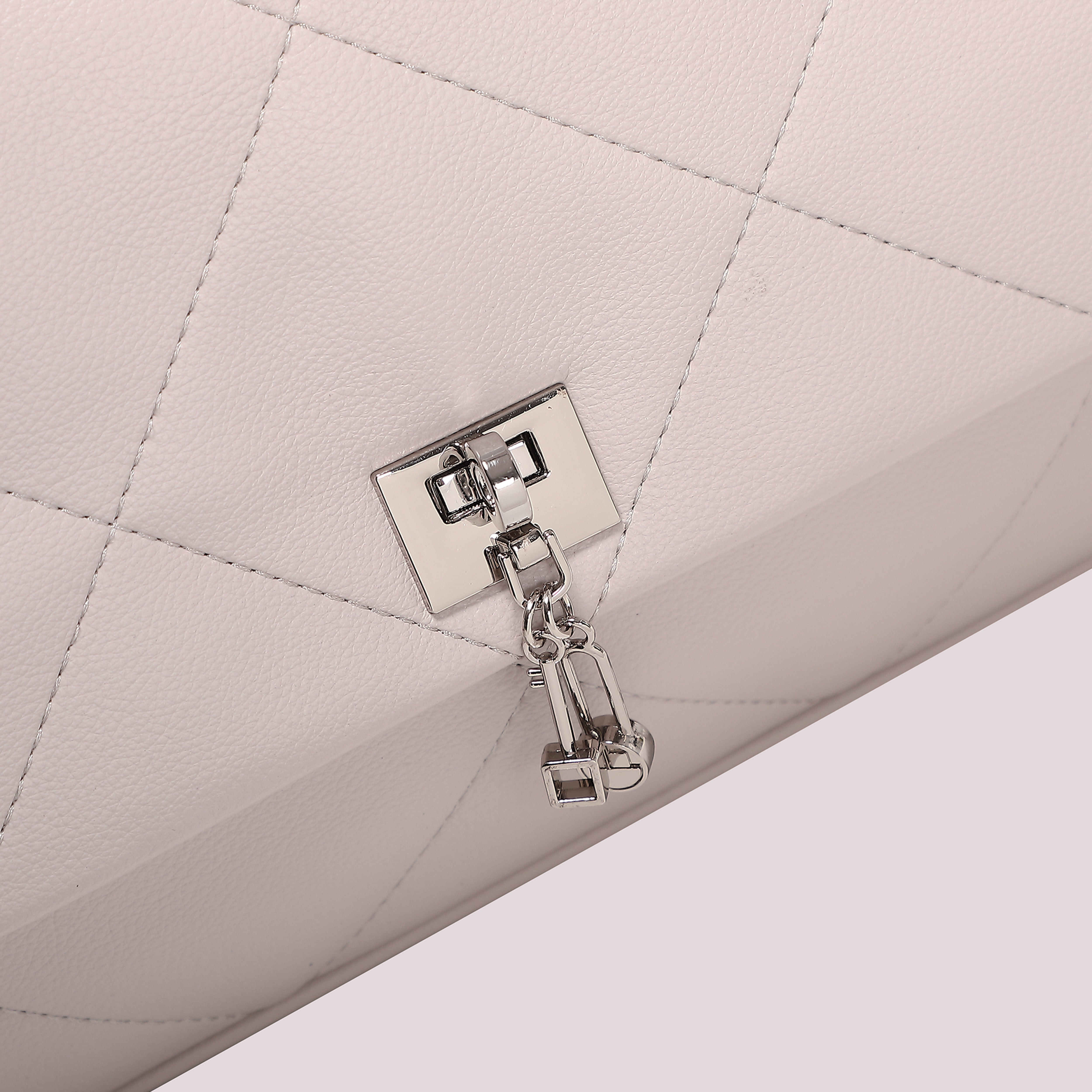 Mimi Mua Borsa a Spalla Trapuntata con Patta
