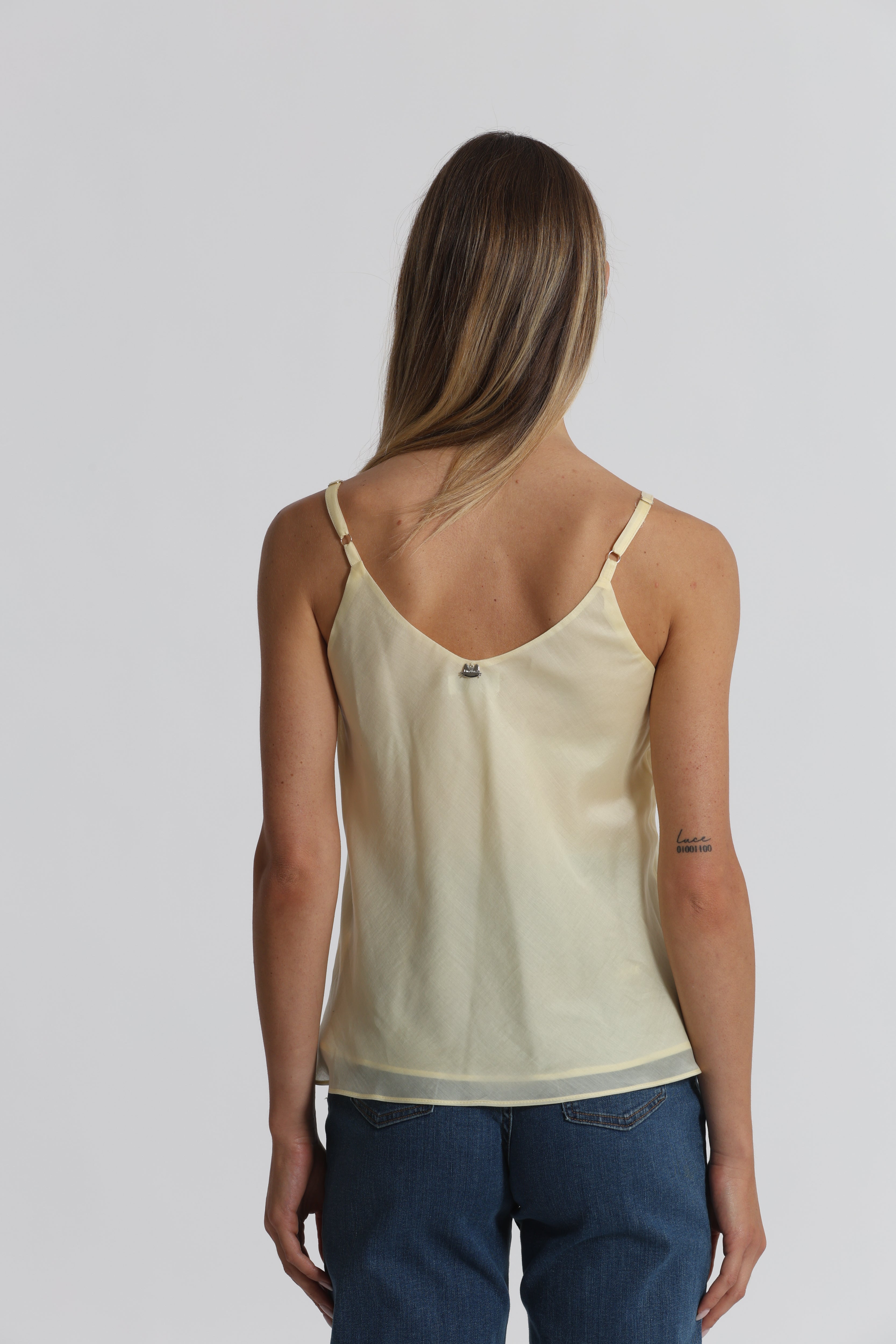 Mimi Mua Top in Tessuto Leggero Blusa Bianco lyocell