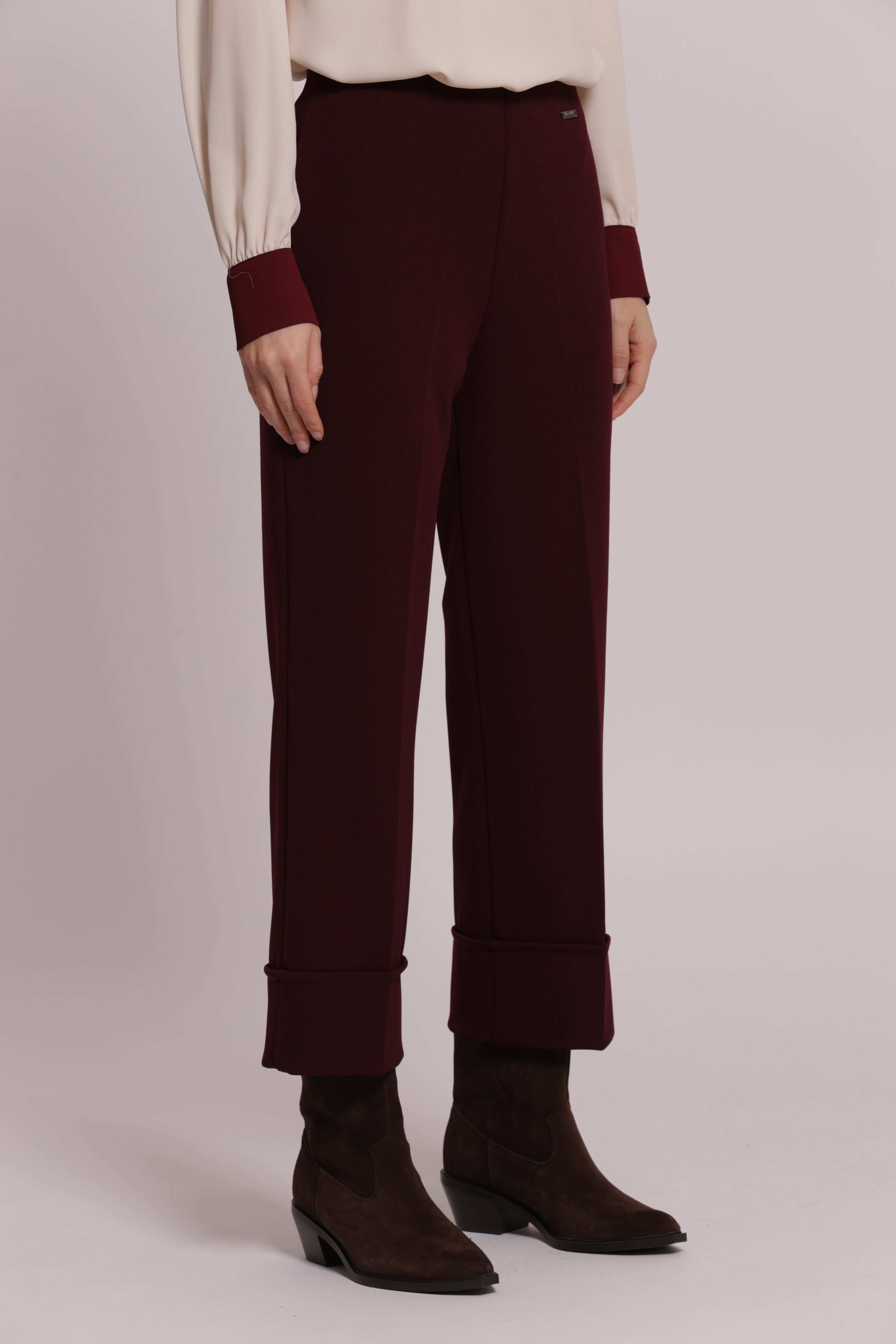 Mimi Mua Pantalone con Risvolto scuba crepe nero