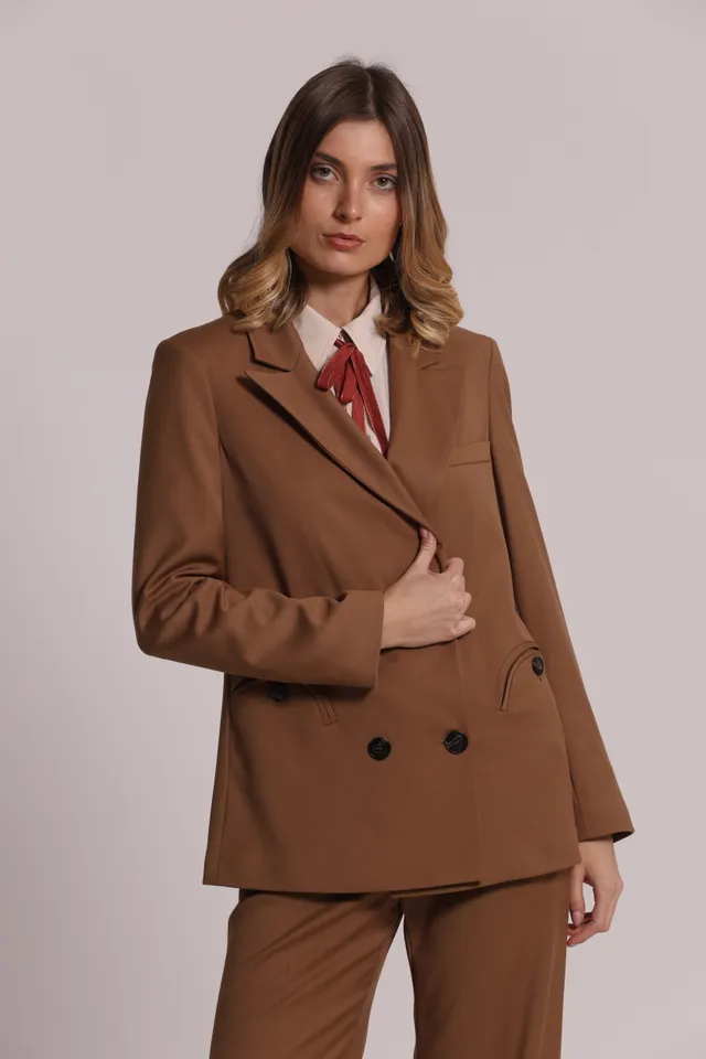 Mimi Mua giacca lunga doppio petto nera elegante