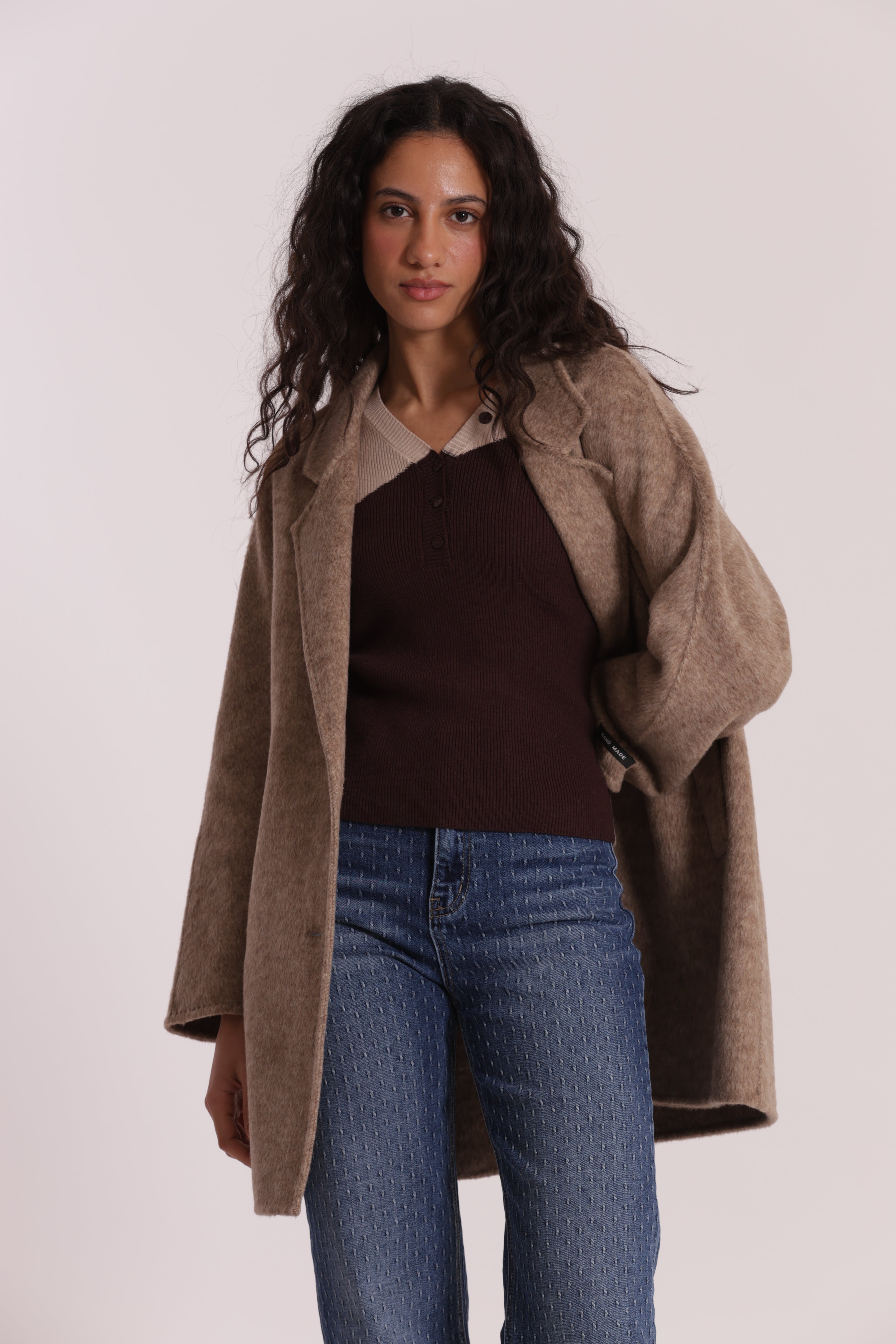 Mimi Mua Cappotto Corto Beige in misto lana