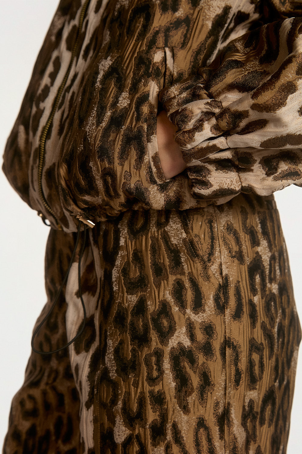 Aaiko Lora giacca marrone animalier con zip