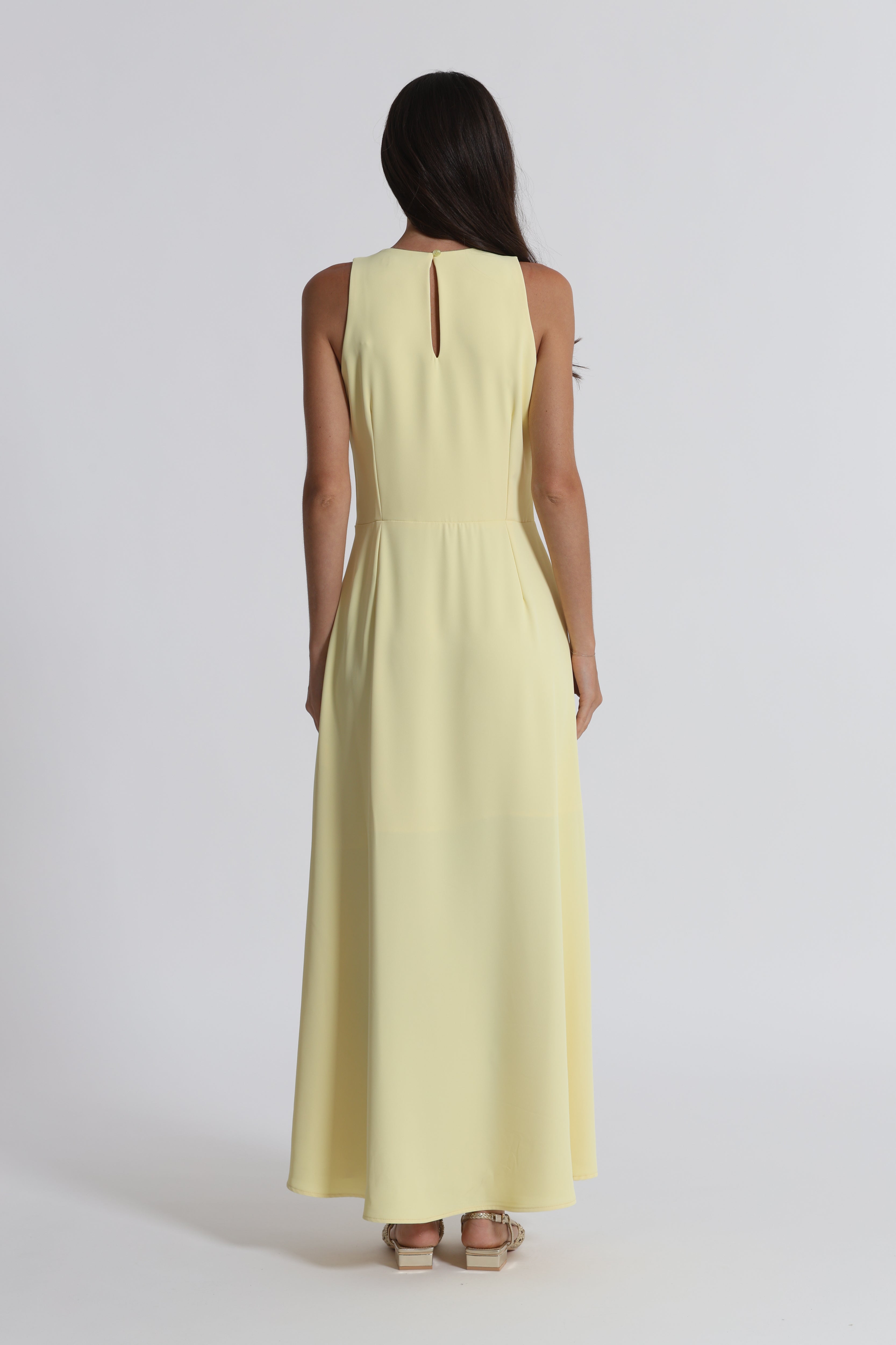 Mimi Mua abito midi scollo goccia giallo chiaro fluido