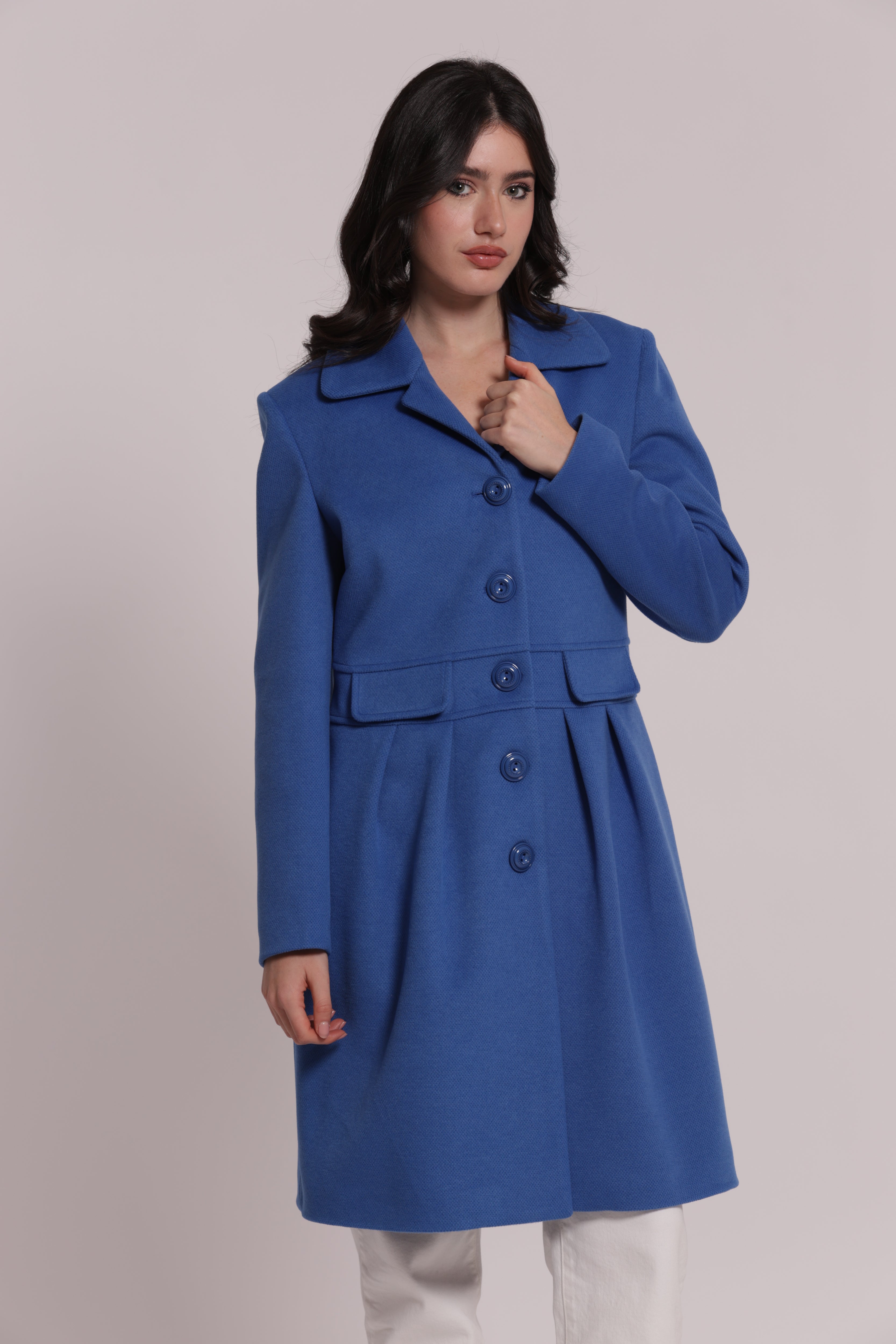 Mimi Mua Baronetto Pincès cappotto nero sartoriale