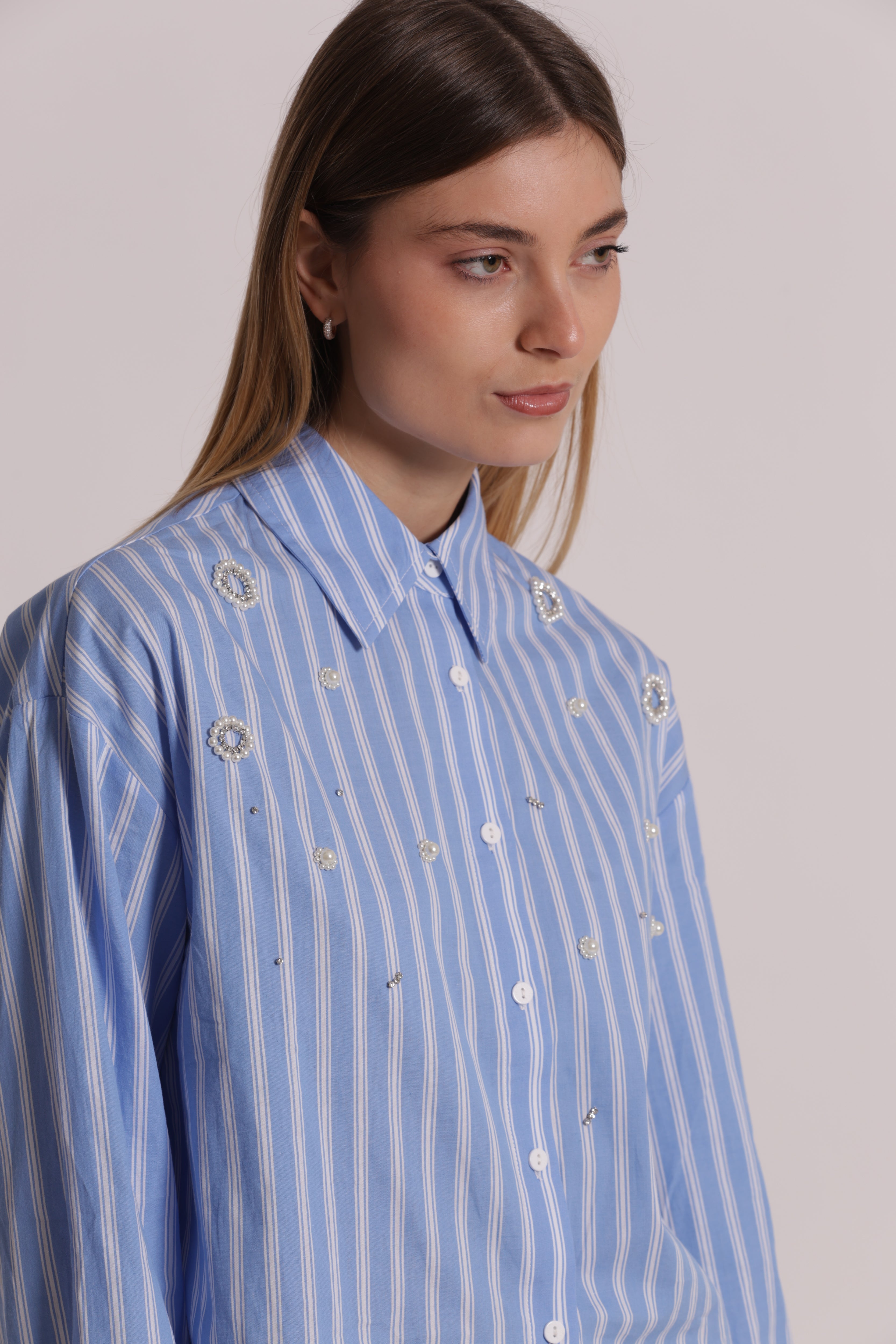 Mimi Mua camicia righe applicazioni azzurro